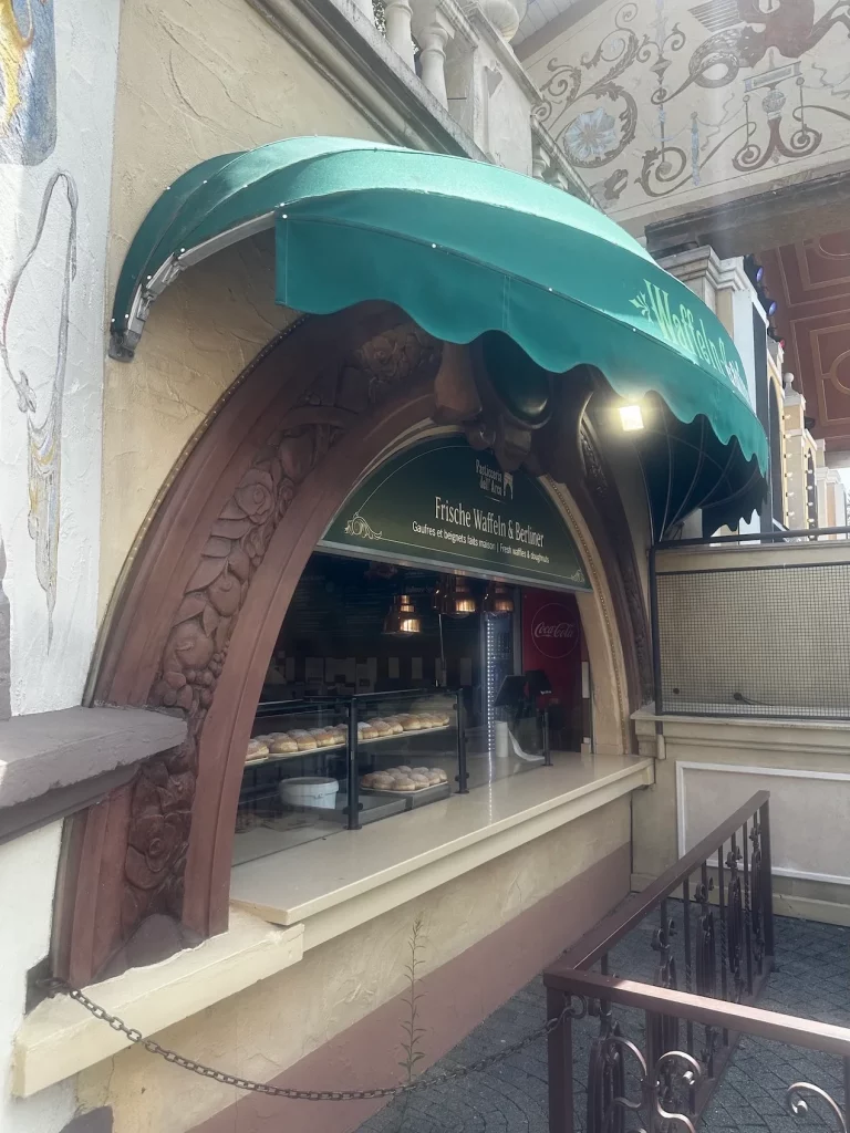 Fassade Waffelbäckerei im Themenbereich Italien im Europa-Park