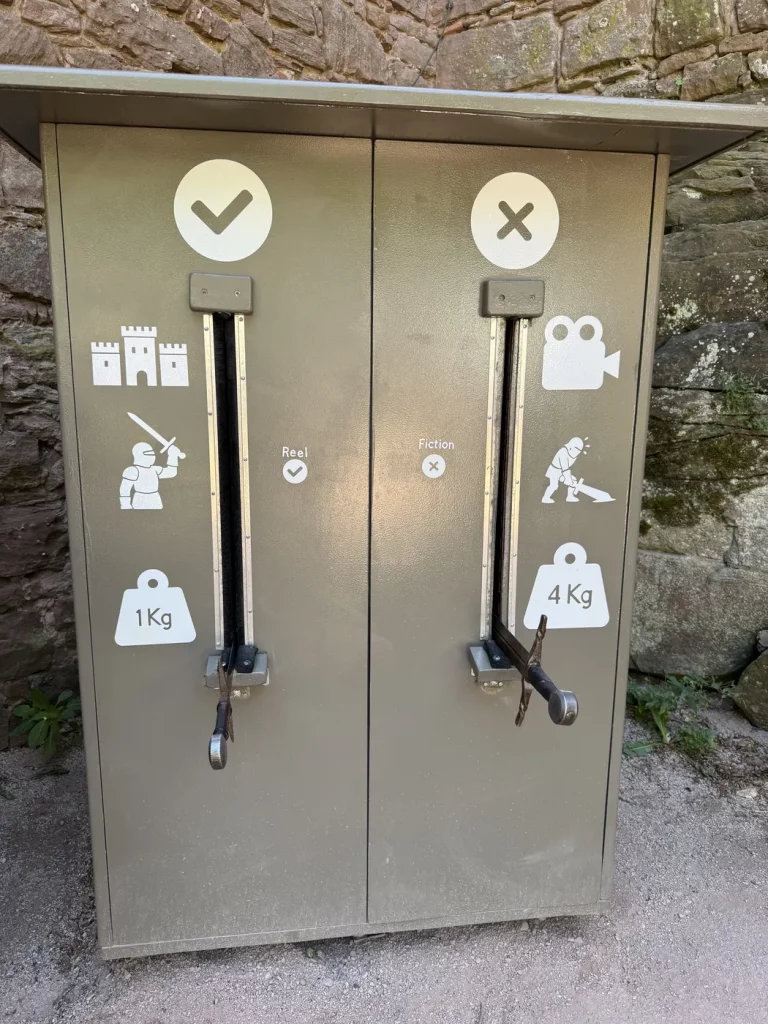 Besucheraufzug für barrierearmen Zugang auf der Hohkönigsburg