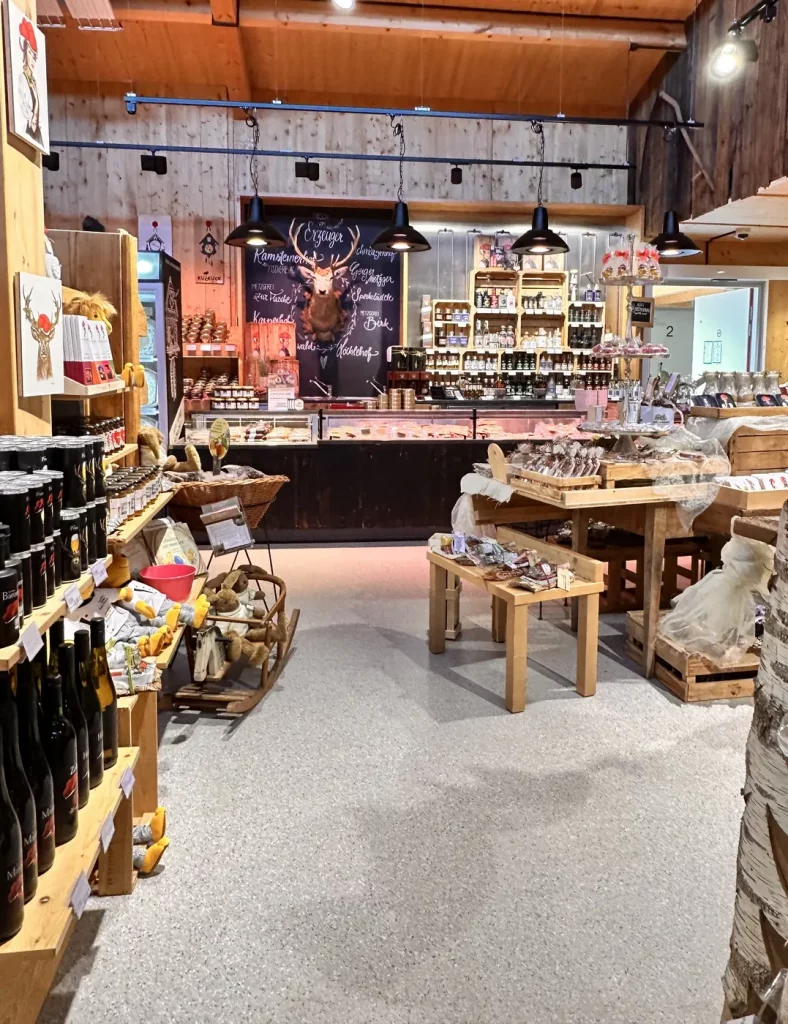 Aufnahme im Hofladen von der Fleischtheke