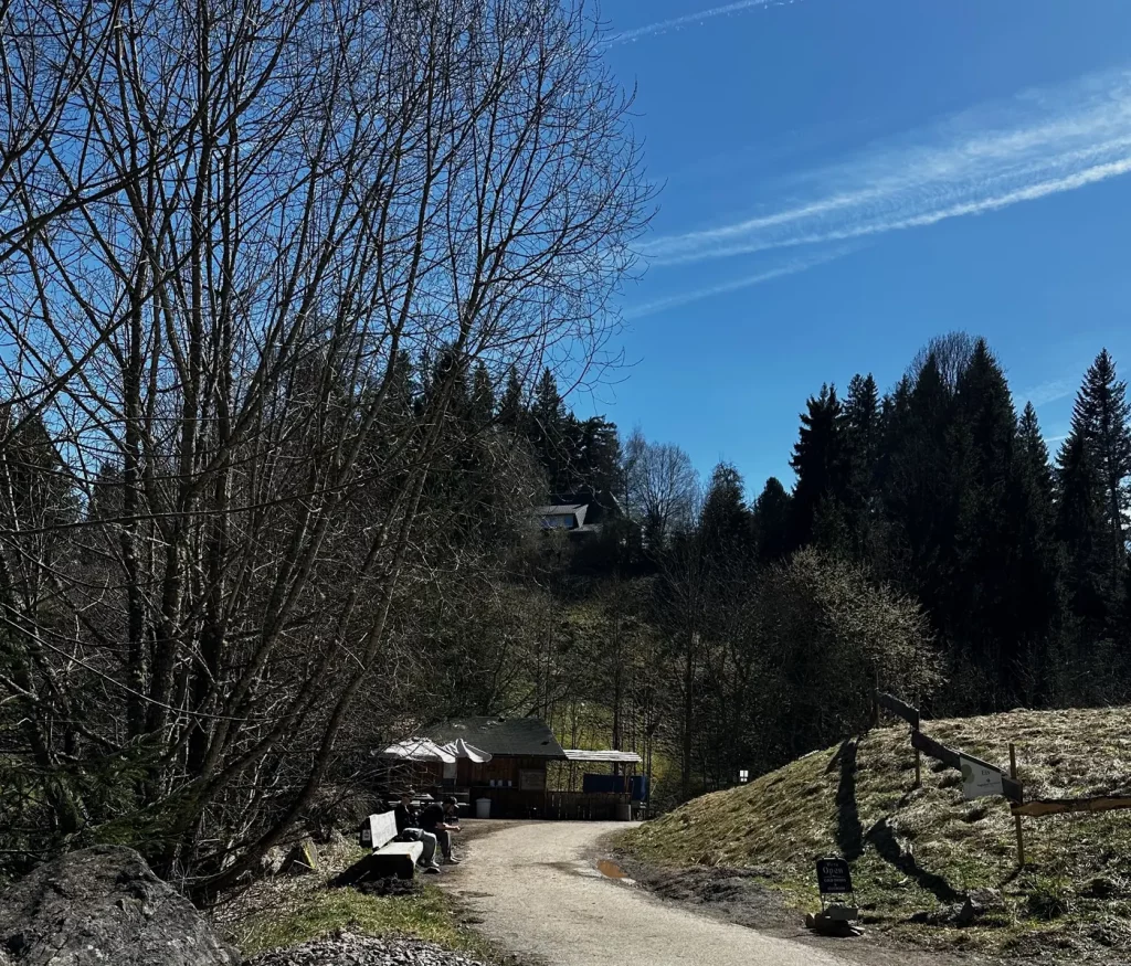 Blick über das offene Tal oberhalb der Ravennaschlucht