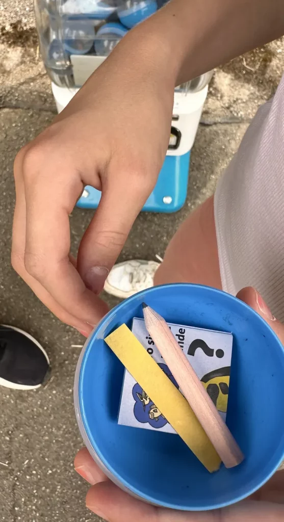 Abenteuer-Kugel mit Karte und Stift für Kinder am Wasserpfad Sulzbachtal